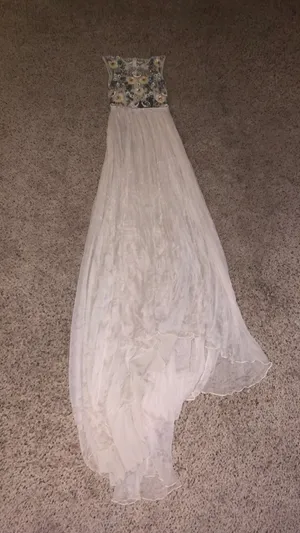 Needle & Thread wedding dress thumbnail 3