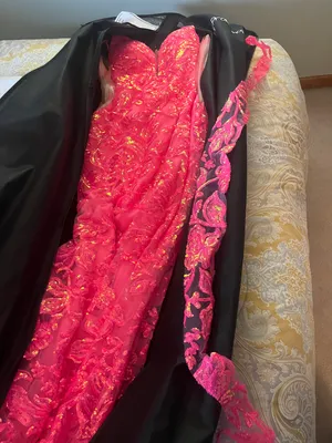 Pink Prom Dress 🩷💞 Size 2 thumbnail 6