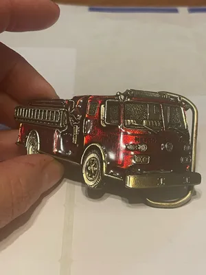 Vintage Men's Belt Buckle Red Fire Engine Fighting Metro Fire Dept. America 1981 thumbnail 11