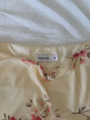 Tiger Mist Freya Lace Skirt thumbnail 3