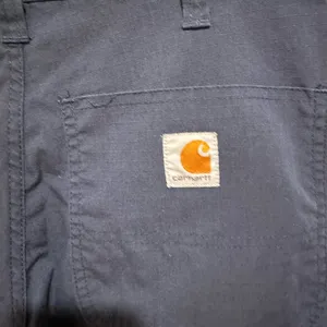 Carhartt women’s Dark Blue Cargo Pants thumbnail 8