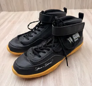 V-RO No Limit Cheer Shoes Womens 9 Black Yellow Excellent Top Gun All Stars thumbnail 1