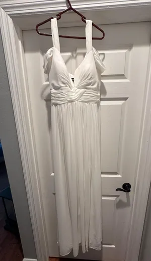 Lulus White formal dress thumbnail 1