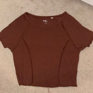 PacSun brown cropped top thumbnail 3