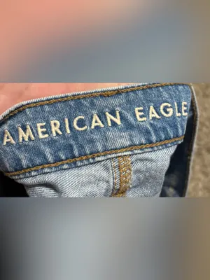 (American Eagle) High Rise Distressed Denim Shorts: Size 4 thumbnail 8