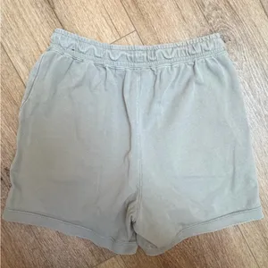 Nike Beige Casual Shorts thumbnail 2