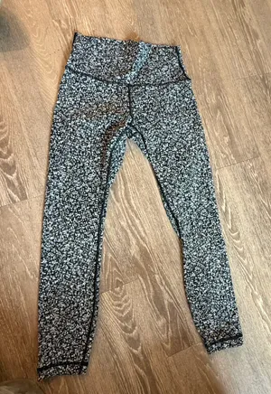 Lululemon Leggings thumbnail 2