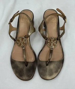 Tory Burch Metallic Bronze Logo T-Strap Sandals b57 thumbnail 1