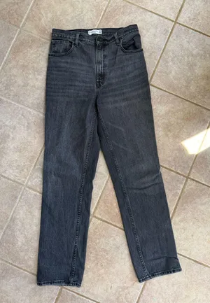 Abercrombie & Fitch 90s Straight Ultra High Rise thumbnail 1