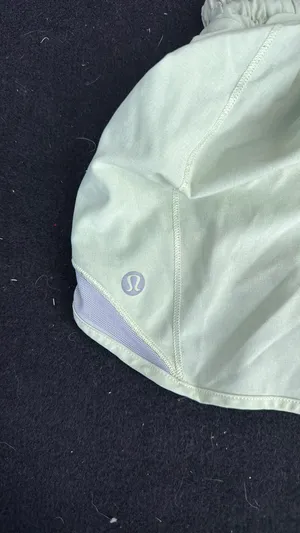 Lululemon Shorts thumbnail 3