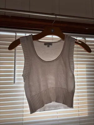 White crop top thumbnail 2