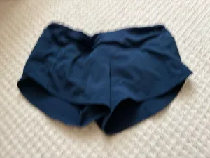 Lululemon Shorts Speed Up 2.5" thumbnail 2