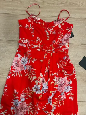 NWT Lulus Women’s My Favorite Day Red Floral Tulip Skirt Midi Dress Size S thumbnail 2
