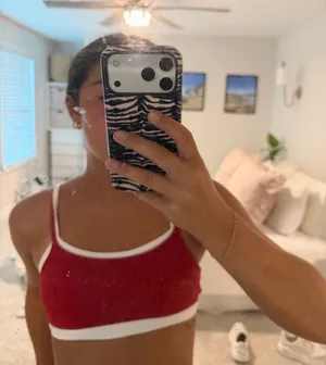 Altard state sports bra thumbnail 1