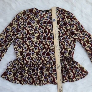 Madewell -565 Drawstring Ruffle-Hem‎ Top Blouse in Viola Floral Burgundy Medium thumbnail 8