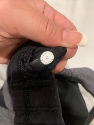 LULULEMON Train Times Bra Heathered Black size 4 thumbnail 6