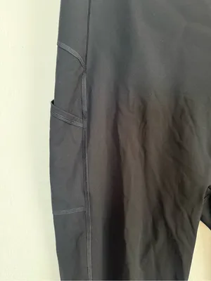 SPANX Every Wear 7/8 Active Pocket Leggings thumbnail 3
