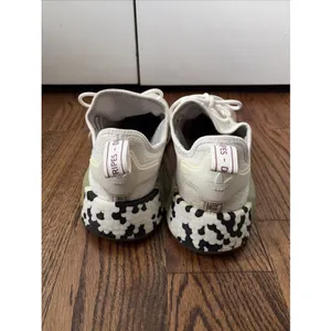 Adidas Originals NMD_R1 Color Splash Cloud White Atheltic Shoes Women’s Size 9 thumbnail 4