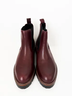 Caslon Miller Water Resistant Chelsea Boots in Burgundy Leather Size 5.5 NWOB thumbnail 2