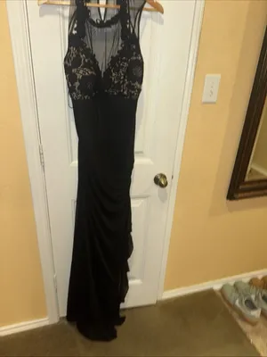 Betsy & Adam Black Lace evening dress 12 thumbnail 4