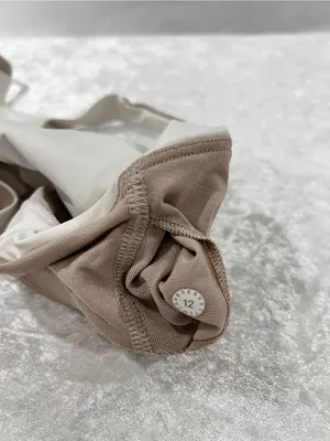 Lululemon White Break Free Activewear Sports Bra Nulux Size 12 Athleisure thumbnail 10