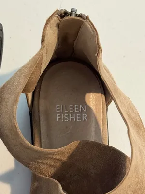Eileen Fisher Carver Sandal‎ Size 7.5 Brown Nubuck Leather Criss Cross Capsule thumbnail 5