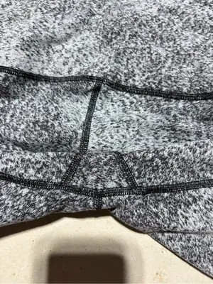 Lululemon gray comfy patterned leggings 6 thumbnail 7