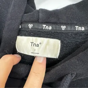 Aritzia TNA Black Floral Embroidered Hoodie Sweatshirt Womens S Boho Casual thumbnail 8