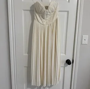 House of CB Amorata Dress thumbnail 2