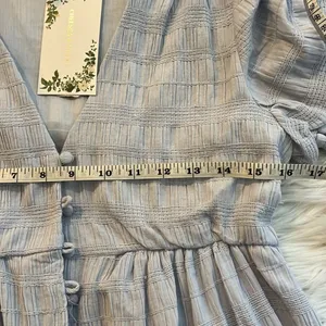 Chelsea & Violet NWT Textured V-Neck Button Front Dress Size 4 thumbnail 4