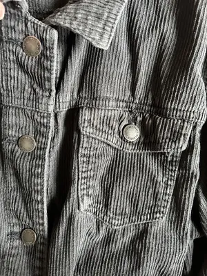 Universal Threads Women's Charcoal Corduroy Shirt Jacket thumbnail 3