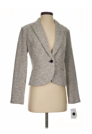 Amanda & Chelsea One-Button Blazer thumbnail 1