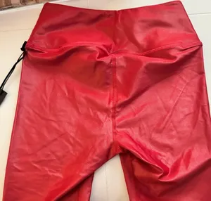 Noli Yoga Cherry Red Liquid Biker Shorts thumbnail 4