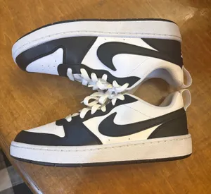 Nike Shoes Women’s thumbnail 1