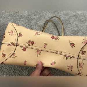 Coach x Disney Floral Tote Bag (NO WRISTLET) thumbnail 9