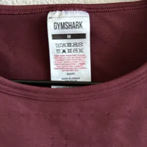 Gymshark Sweat Seamless Midi Tank Baked Maroon Medium thumbnail 4