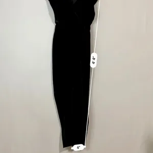 Topshop Women’s Sleeveless Faux Wrap Velvet Jumpsuit Black Size 6 EUC thumbnail 7