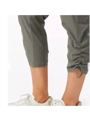 Lululemon Dance Studio Mid-Rise Khaki Green Athletic Pants Joggers Crop 25" Sz 4 thumbnail 4