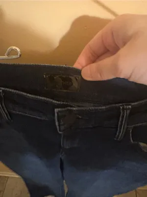 Mother The Weekender Fray Jeans in Mint Condition thumbnail 4