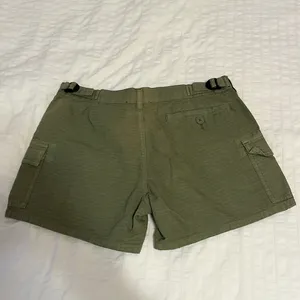 Brandy Melville Cargo Shorts thumbnail 2