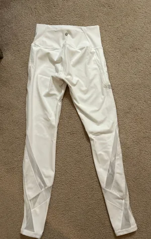 Lululemon Wunder Under Leggings 28” thumbnail 2