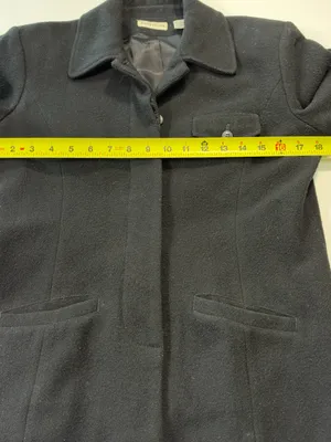 Ann Taylor 100% Wool Black Tailored Button Jacket Size Small thumbnail 6