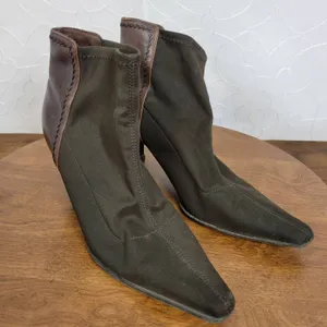 Circa Joan David Ankle Womens Boots 9.5 Brown Leather Black Fabric Kitten Heels thumbnail 6