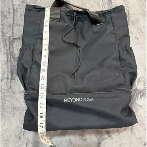 Beyond Yoga Drawstring Backpack Womens Black Nylon Gym Travel Bag OS thumbnail 7
