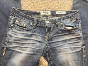 Daytrip Leo Bootcut Jeans thumbnail 3