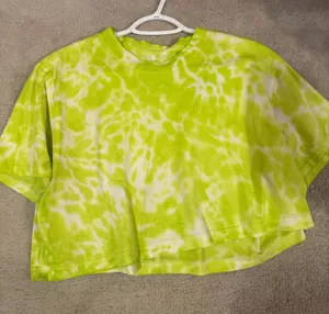 Cropped Lululemon Top thumbnail 1