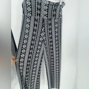 Joyce, Lesslie wide leg pants, size‎ large, black, and white thumbnail 6