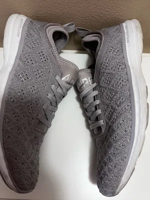 APL TechLoom Knit Sneaker in Gray Size 8.5 thumbnail 2