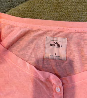 Hollister Y2K Style Orange Peach Short Sleeve Henley T Shirt Burnout Material S thumbnail 4