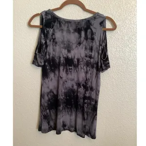 Ginger G Women's Black and Gray Cold-Shoulder Tie-Dye Short-Sleeve Top L thumbnail 2